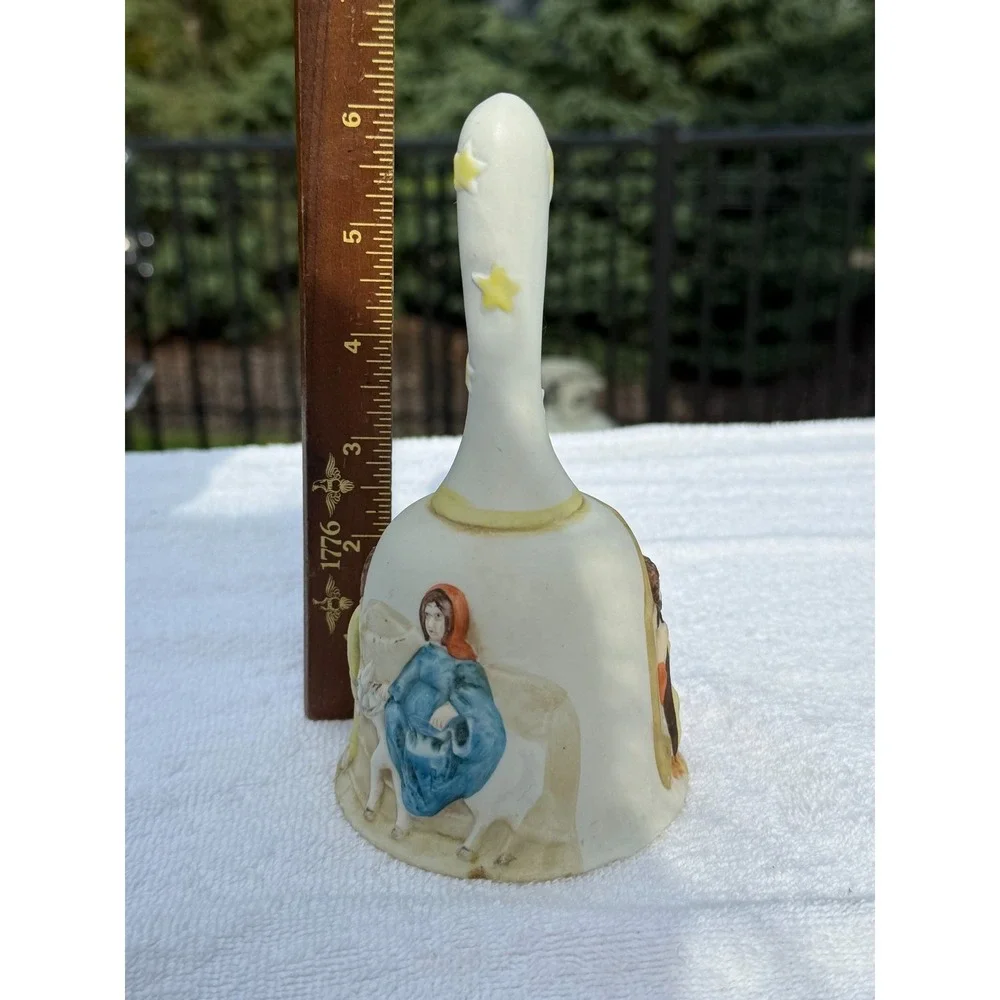 1985 Nativity Scene Porcelain Bell Jesus Mary Joseph Manger Vintage Christmas